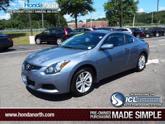 Pre owned nissan altima coupe #4